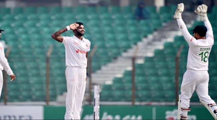 ভোগাচ্ছে অশ্বিন-কুলদ্বীপ জুটি, ৭ উইকেটে ৩৪৮ রান নিয়ে লাঞ্চে ভারত