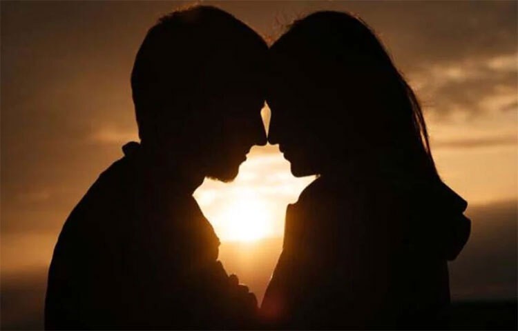 যারা পরকীয়ায় বেশি জড়ান